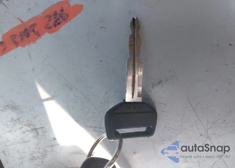 2001 Toyota Echo z USA, uszkodzony, nr VIN JTDBT123910195367